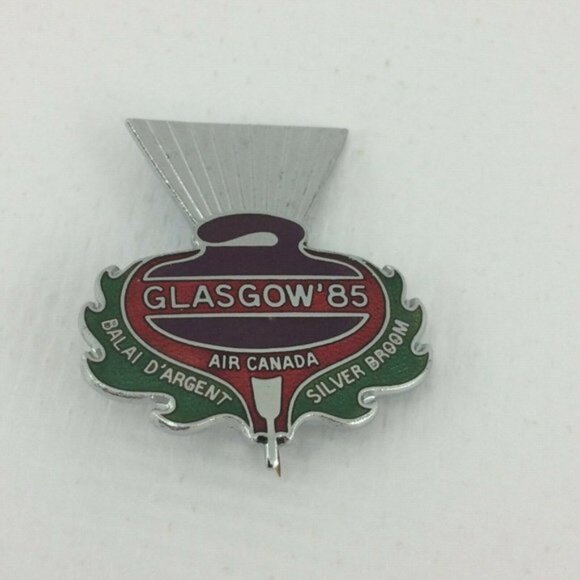 Vintage Air Canada Glasgow 1985 Silver Broom World Curling Championship Pin - Picture 2 of 12